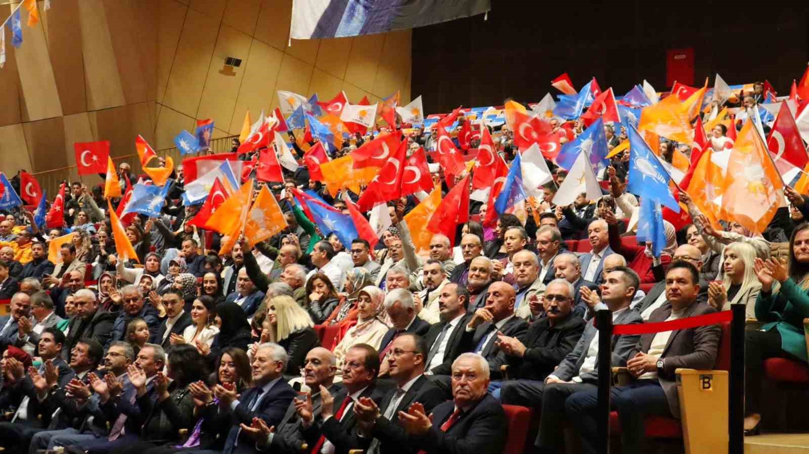 Başkan Güngör; “Umudun, icraatın ve geleceğin adı AK Parti”
