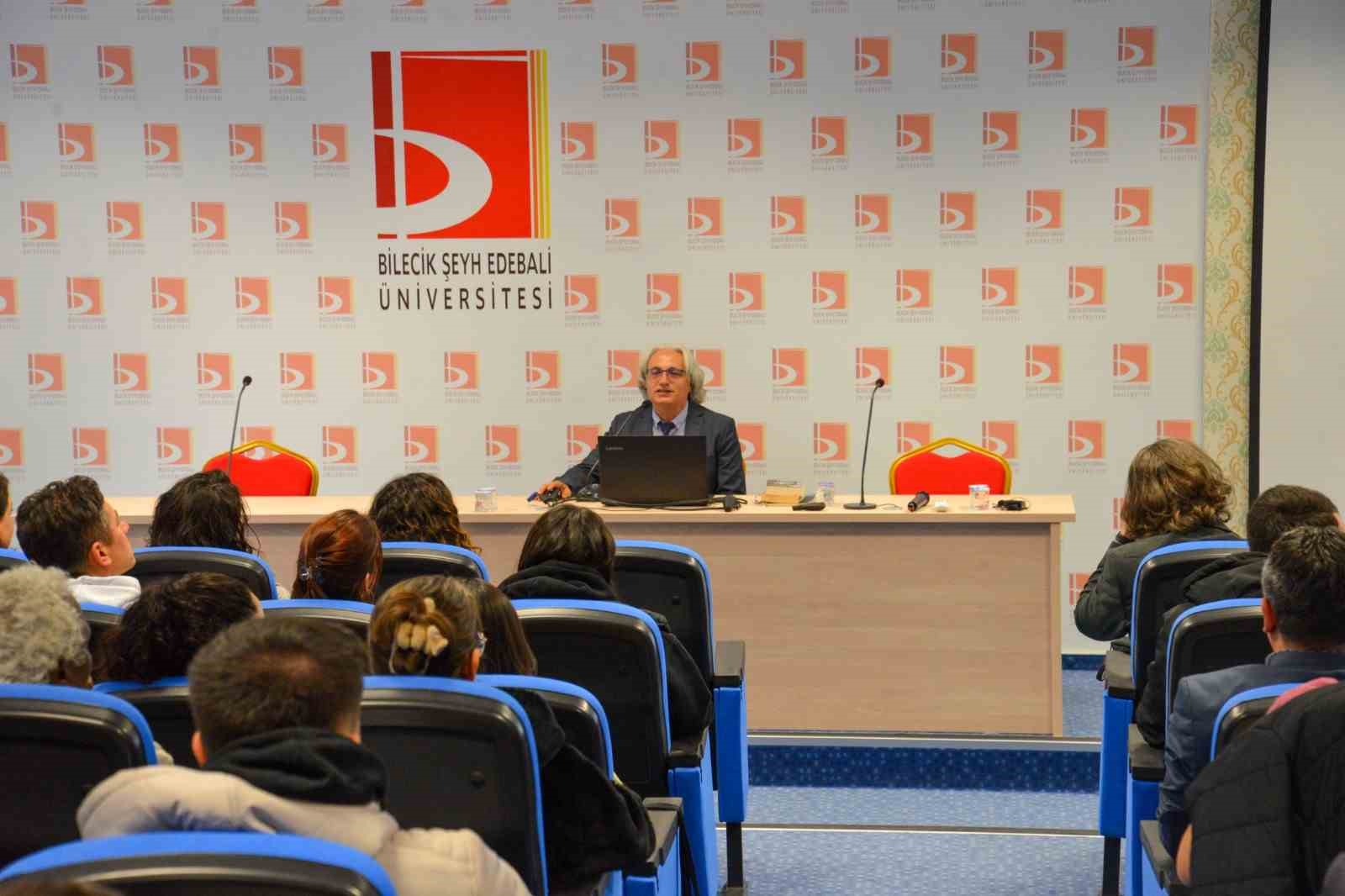 Bilecik’te ’Modern Devletin 3 Ana İlkesi’ semineri düzenlendi
