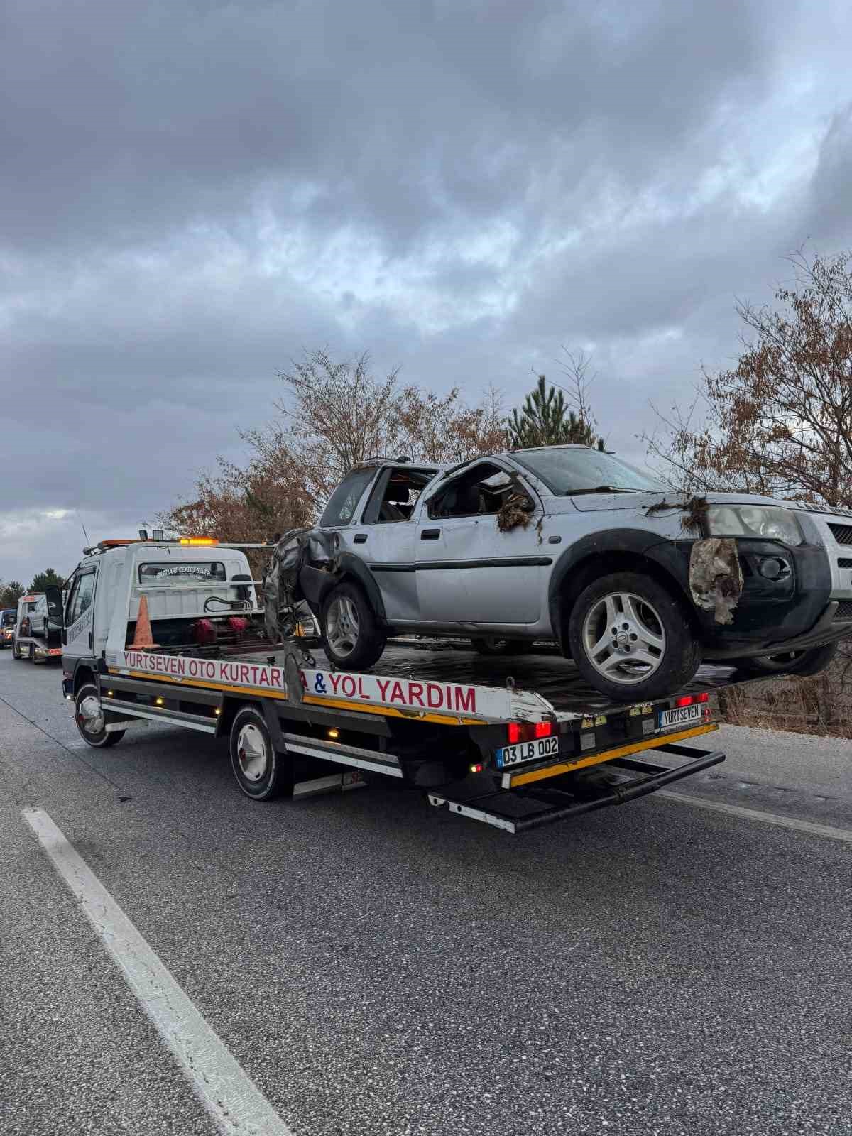 İki otomobilin çarpıştığı kazada 2 kişi yaralandı
