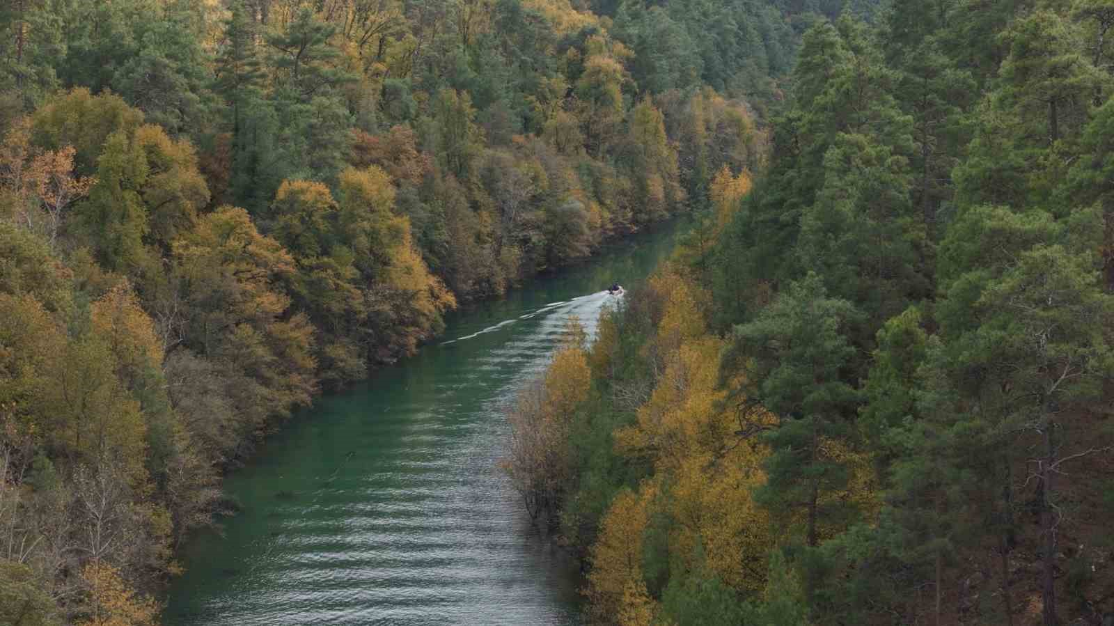 Dünyada ve Türkiye’de sadece Muğla ve Burdur’da bulunuyor, eşsiz güzelliği ile göz kamaştırıyor
