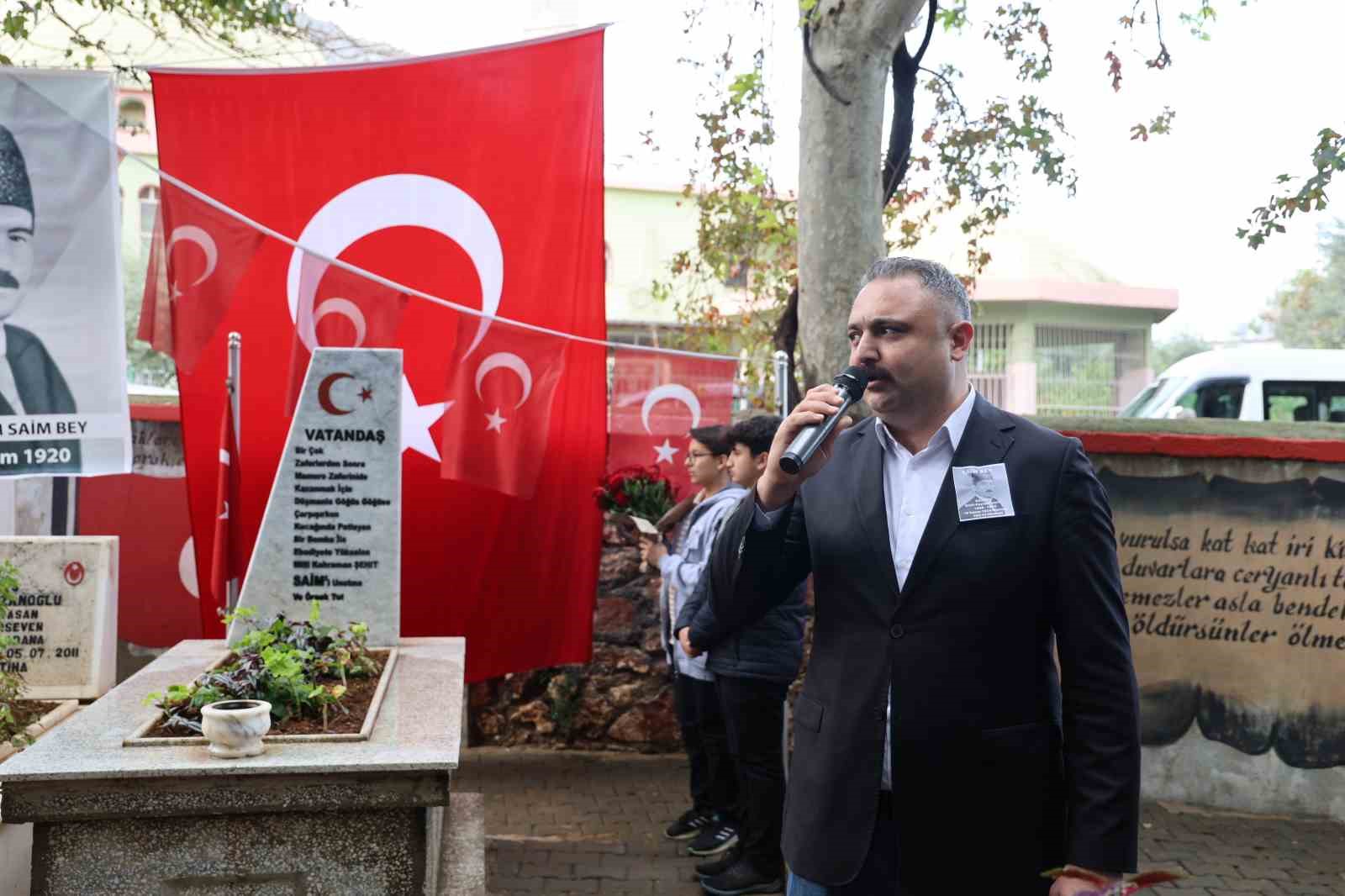 Milli mücadele kahramanı Saim Bey, şehadetinin 104. yılında kabri başında anıldı
