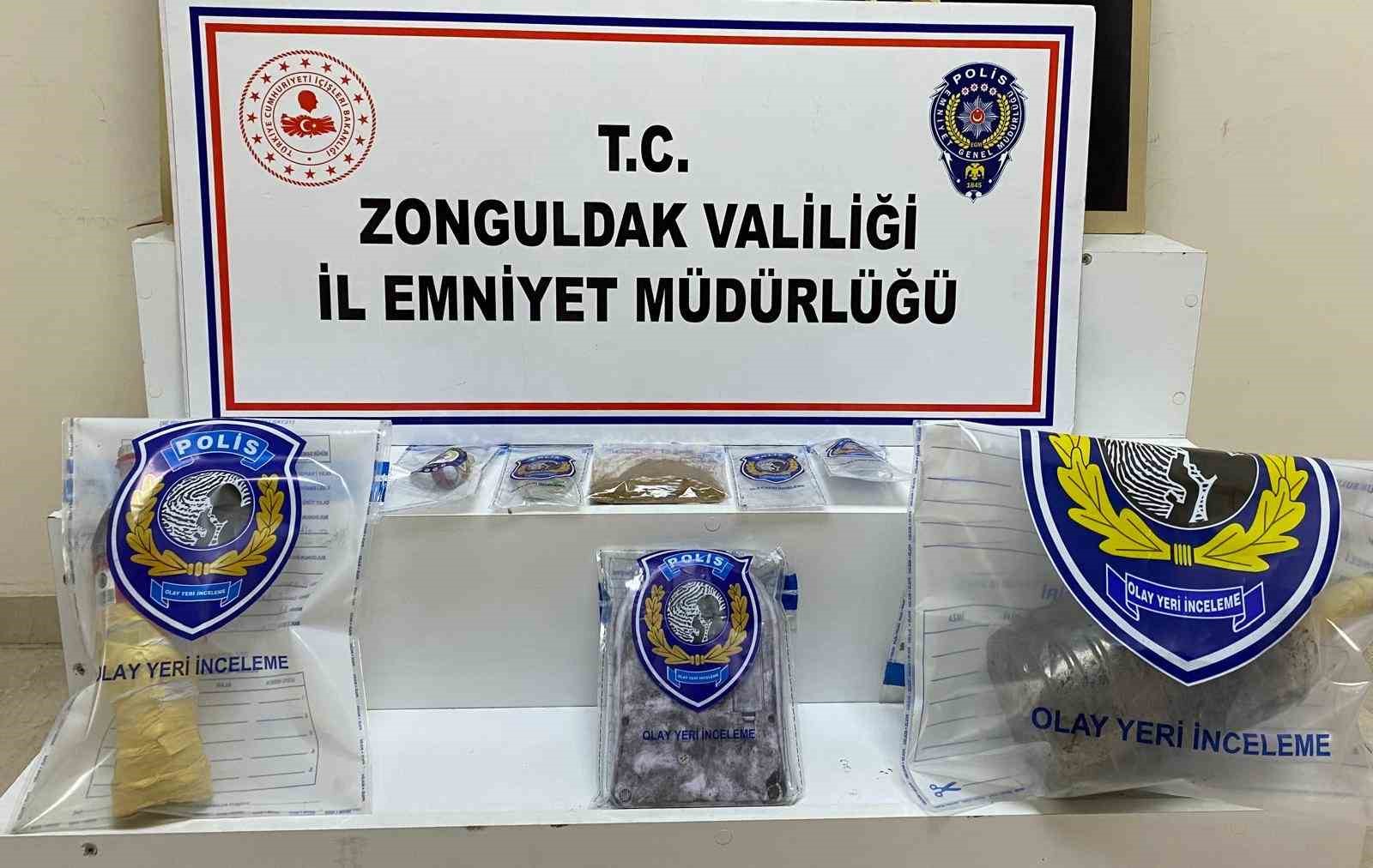 Zonguldak’ta jandarma ve polis ekiplerinin denetimleri sürüyor
