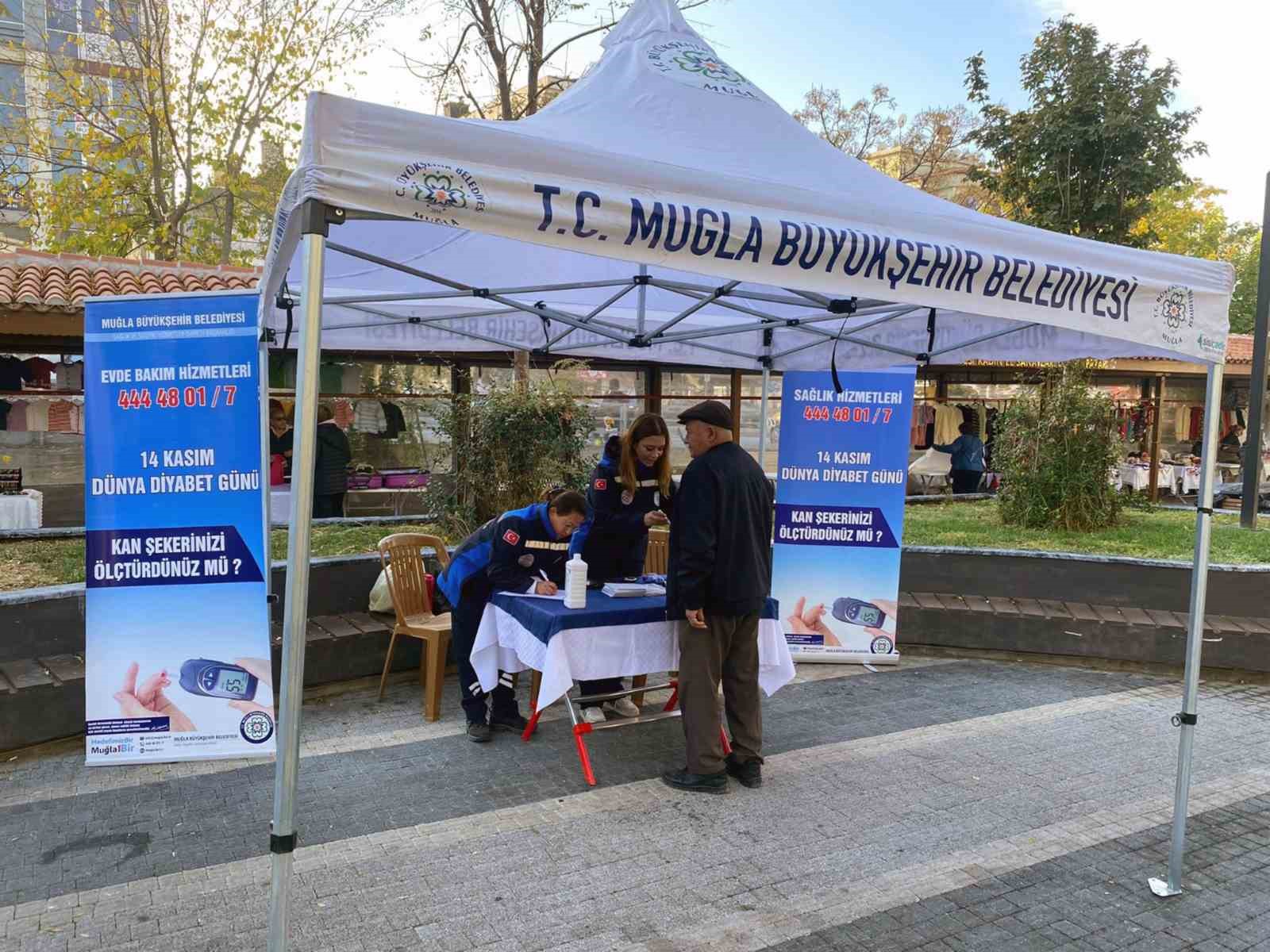 Büyükşehir’den tüm ilçelerde şeker ölçüm ve diyabet farkındalık eğitimi
