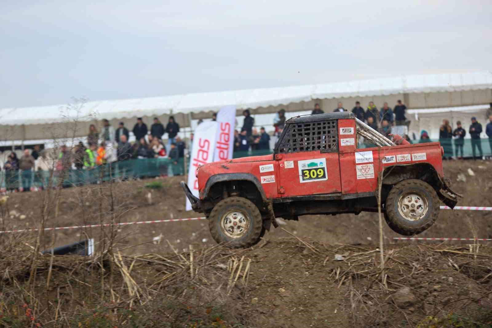 Türkiye Off-Road Şampiyonası Sakarya’da heyecan fırtınası estirdi
