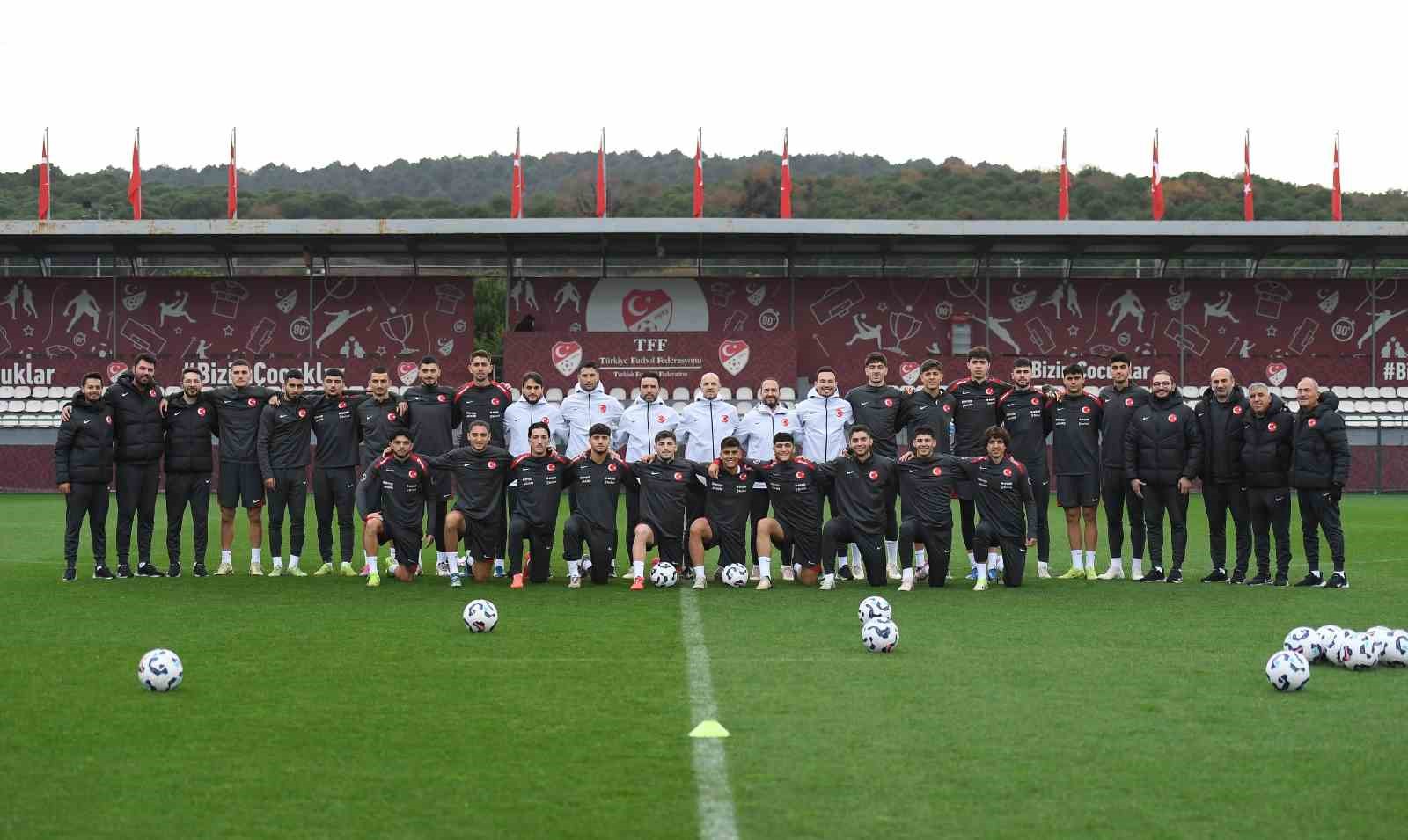 Ümit Milli Futbol Takımı, Sırbistan maçı hazırlıklarını tamamladı
