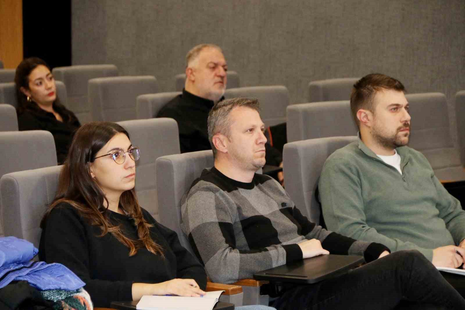 Kütahya OSB’de ’Demiryolu taşımacılığı’ semineri düzenlendi
