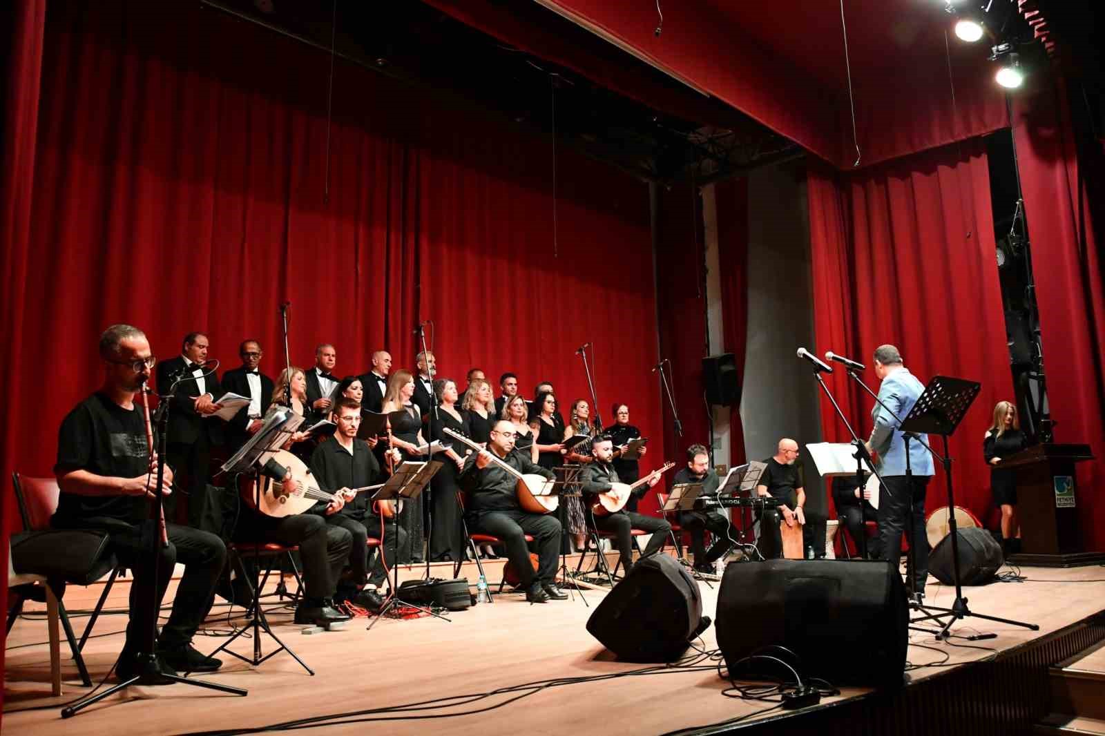 Fethiye’de Türk Halk Müziği konseri kulakların pasını sildi
