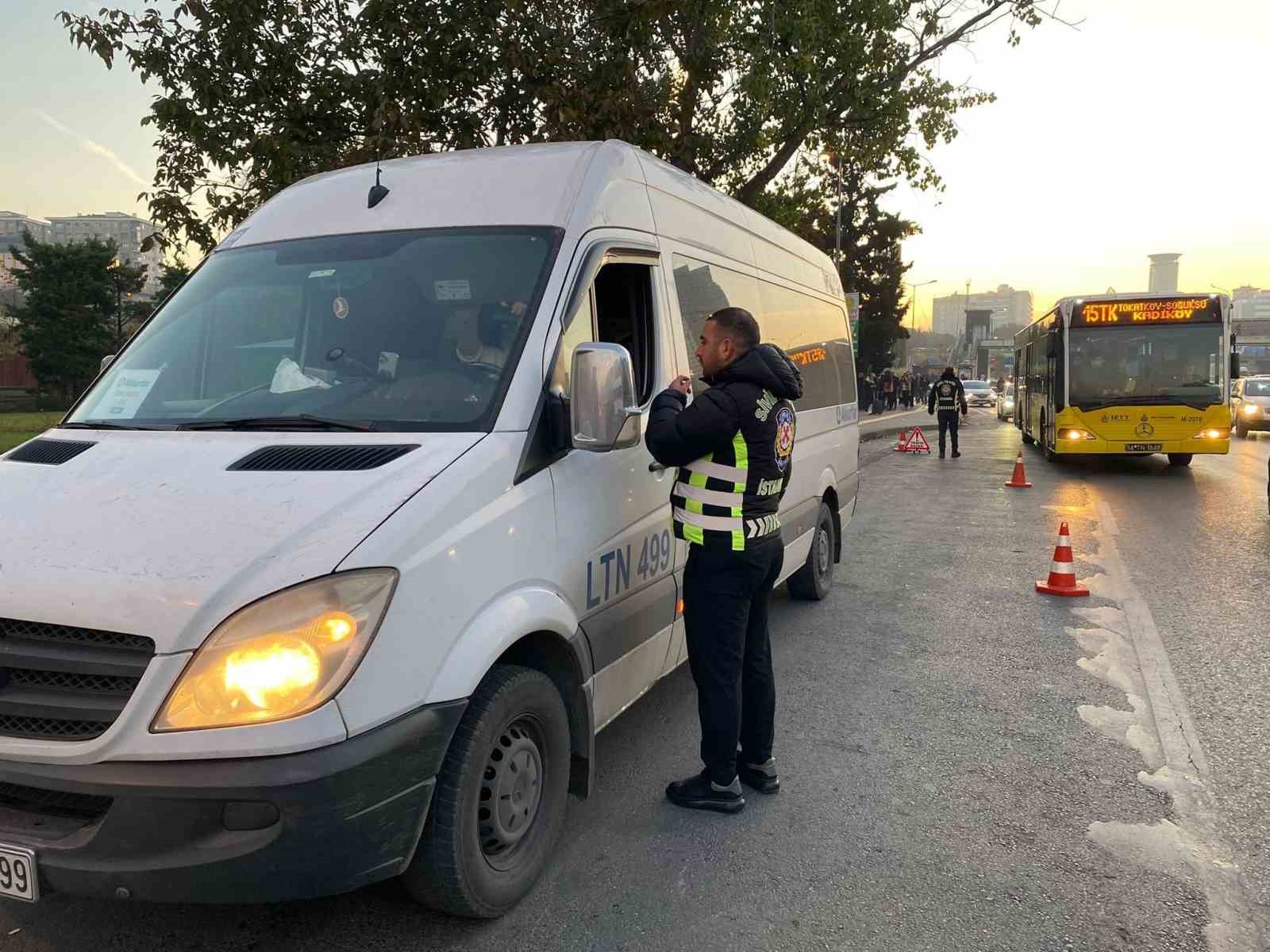 İstanbul’da okul servis araçlarına denetim: 16 bin lira ceza kesildi
