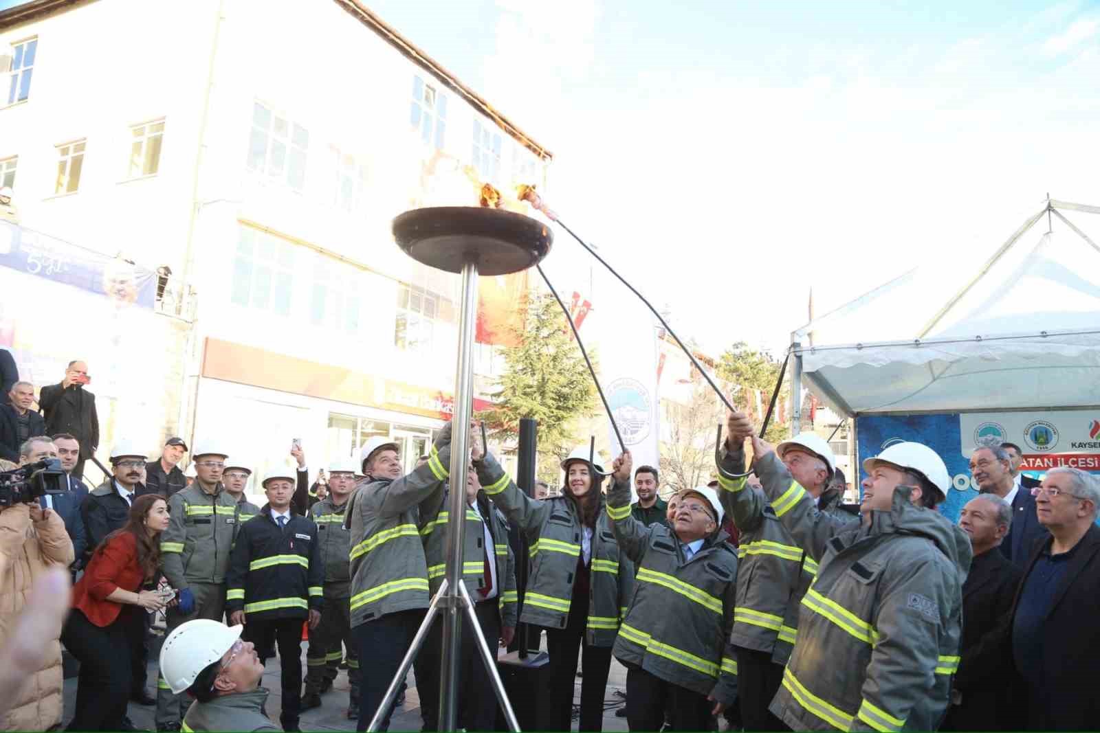 Başkan Büyükkılıç’tan çığır açan yatırım: 16 ilçe doğal gazla buluştu
