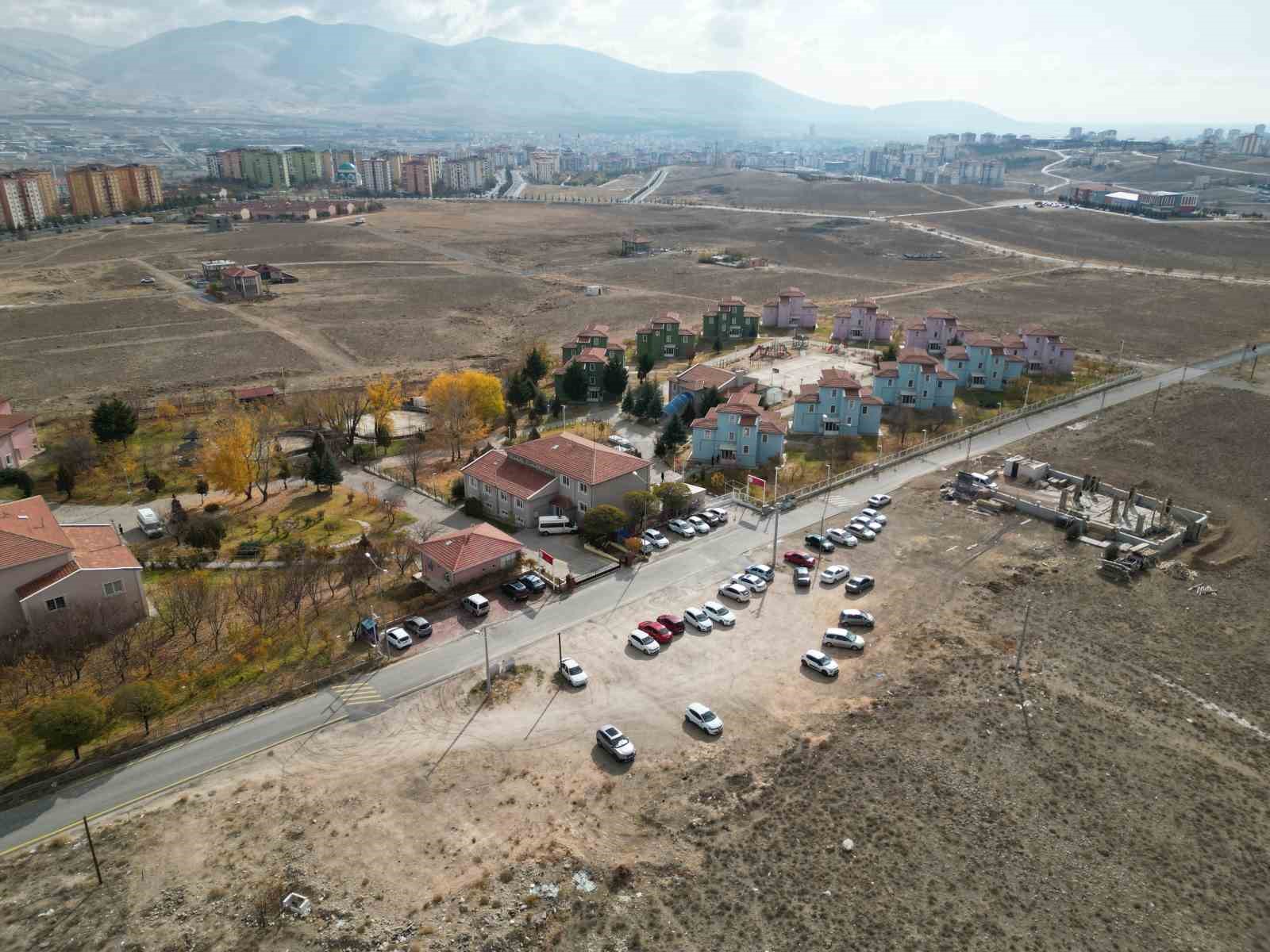 Niğde’de yürekleri sızlatan olay: Koruma altında olan 9 yaşındaki çocuk öldü
