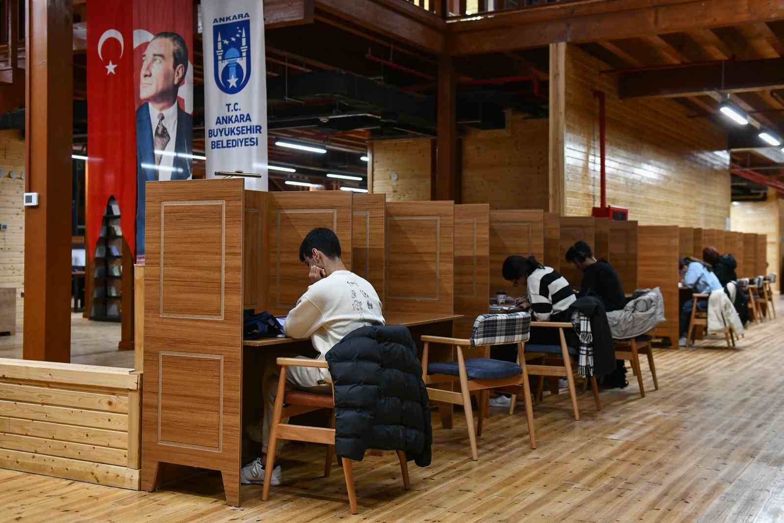 Ankara Büyükşehir Belediyesi “Batıkent Genç Akademi”yi hizmete açtı
