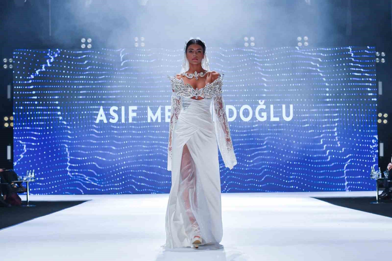 IF Wedding Fashion İzmir’e görkemli açılış
