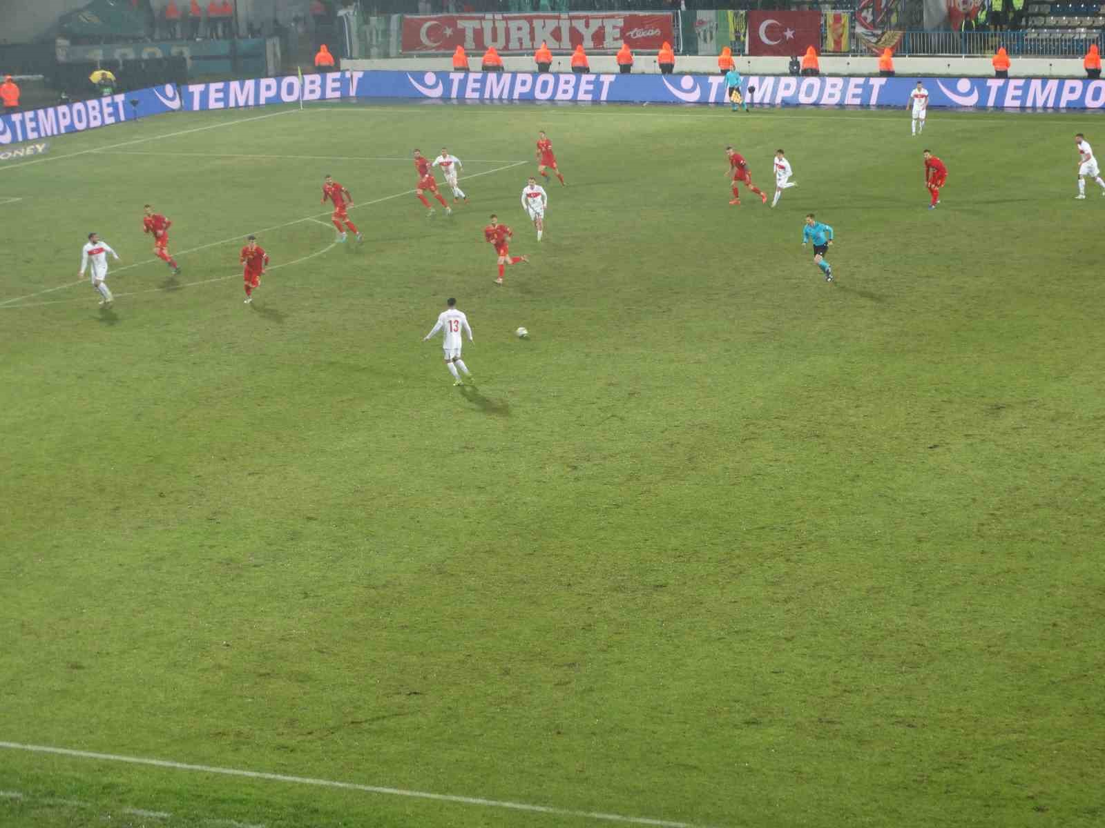 UEFA Uluslar Ligi: Karadağ: 2 - Türkiye: 1 (İlk yarı)
