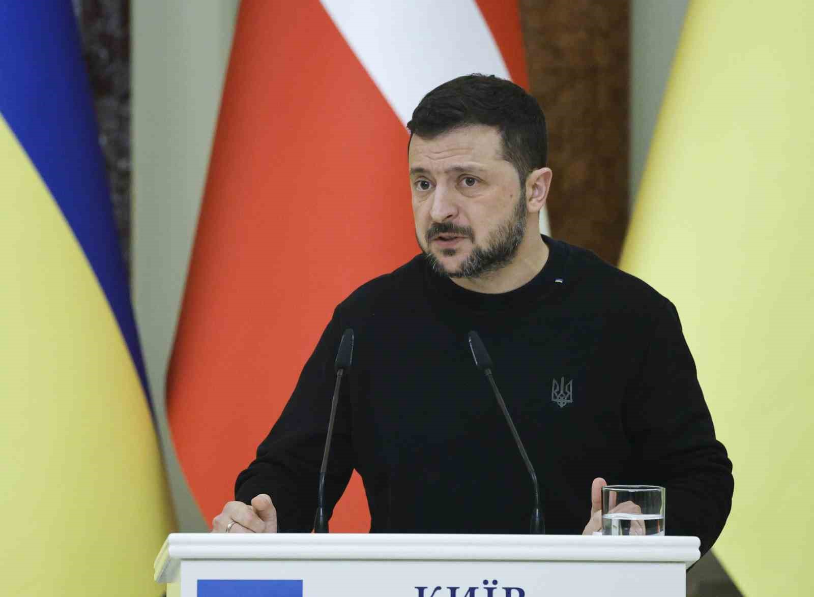 Zelenskiy: “ABD yardımları keserse savaşı kaybederiz”
