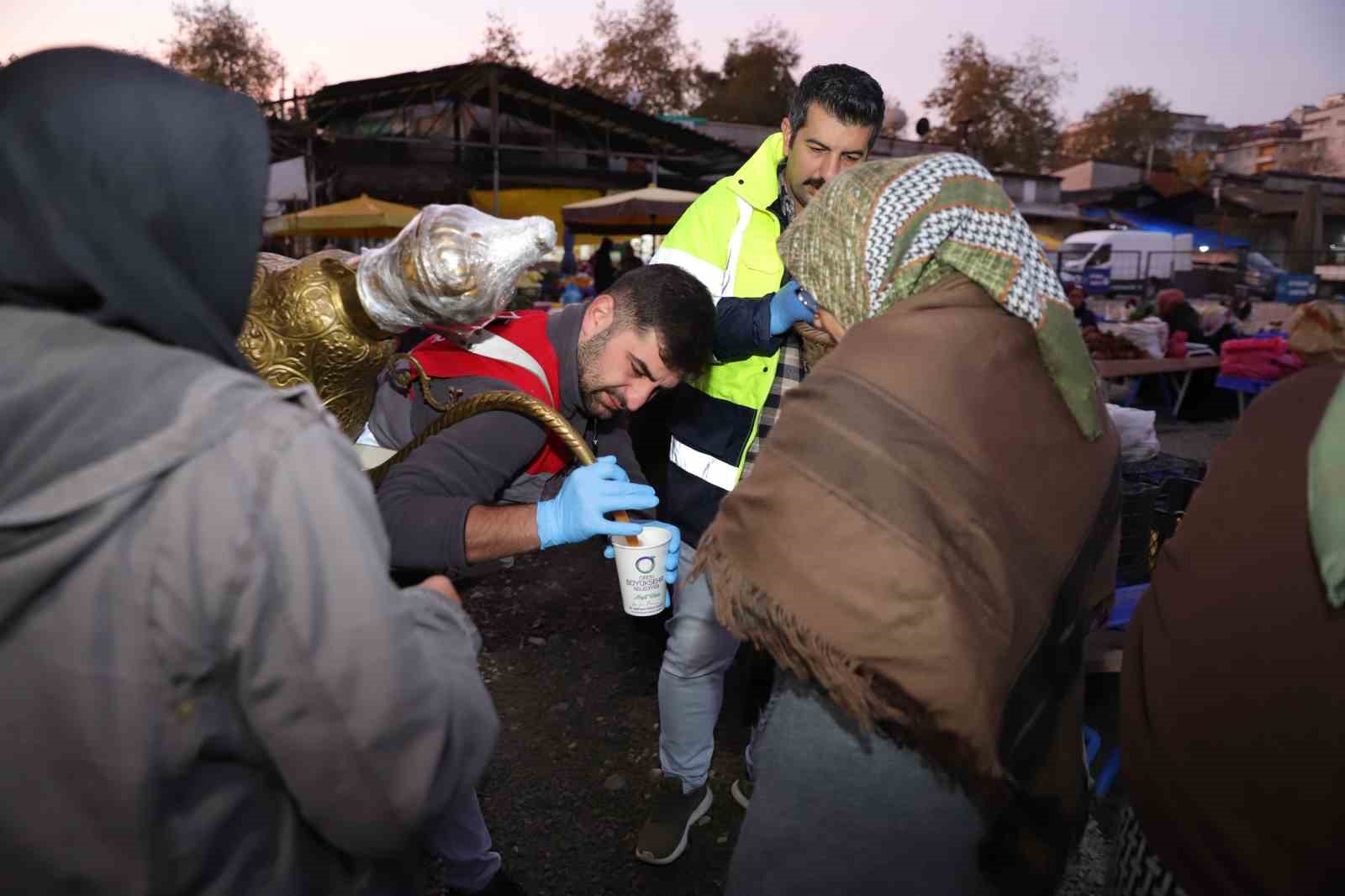 Pazar esnafının çorbası OBB’den
