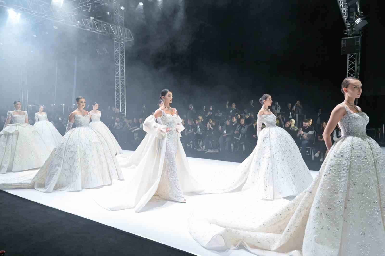 IF Wedding Fashion İzmir podyumları 2025 modasına yön verecek
