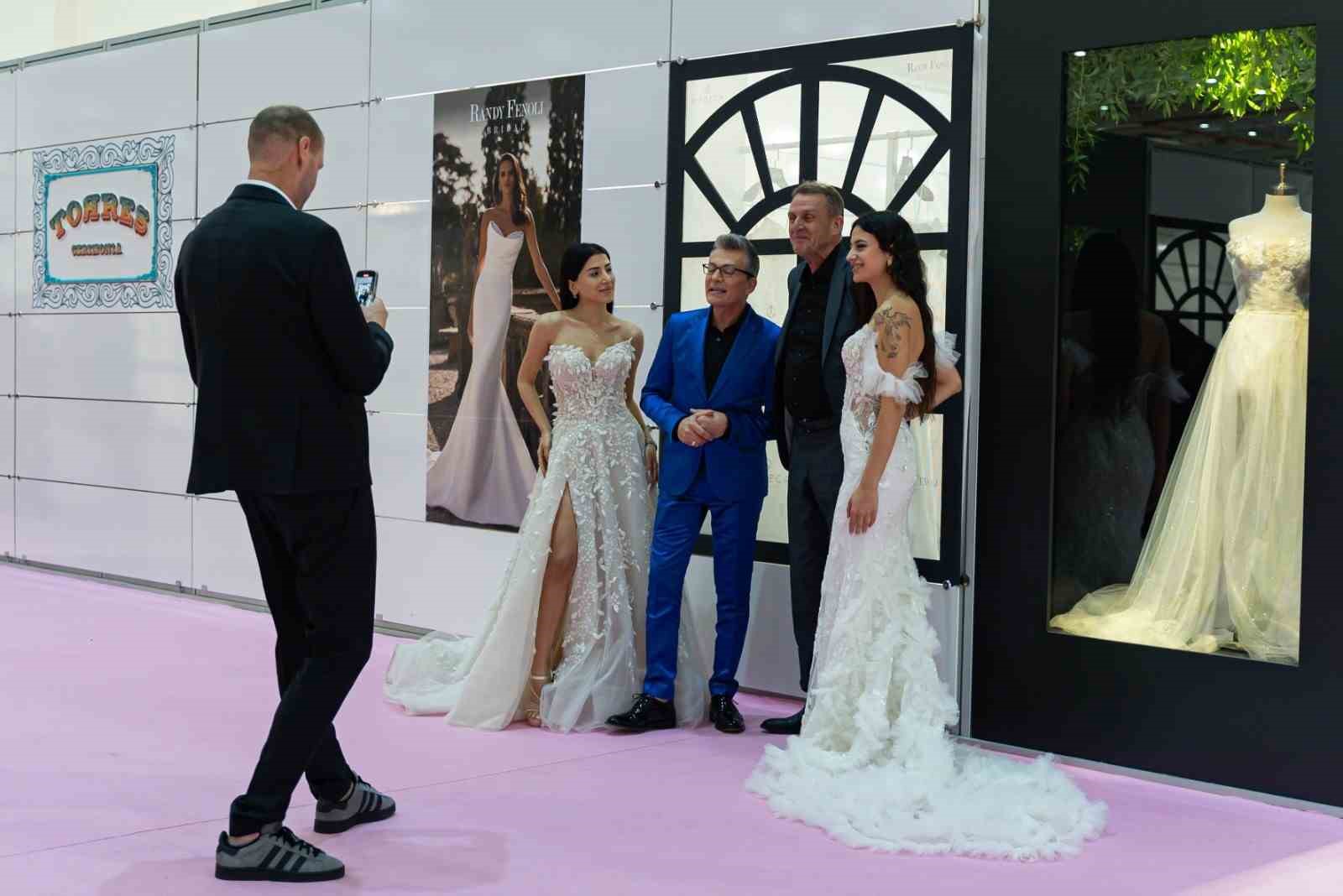 IF Wedding Fashion İzmir podyumları 2025 modasına yön verecek
