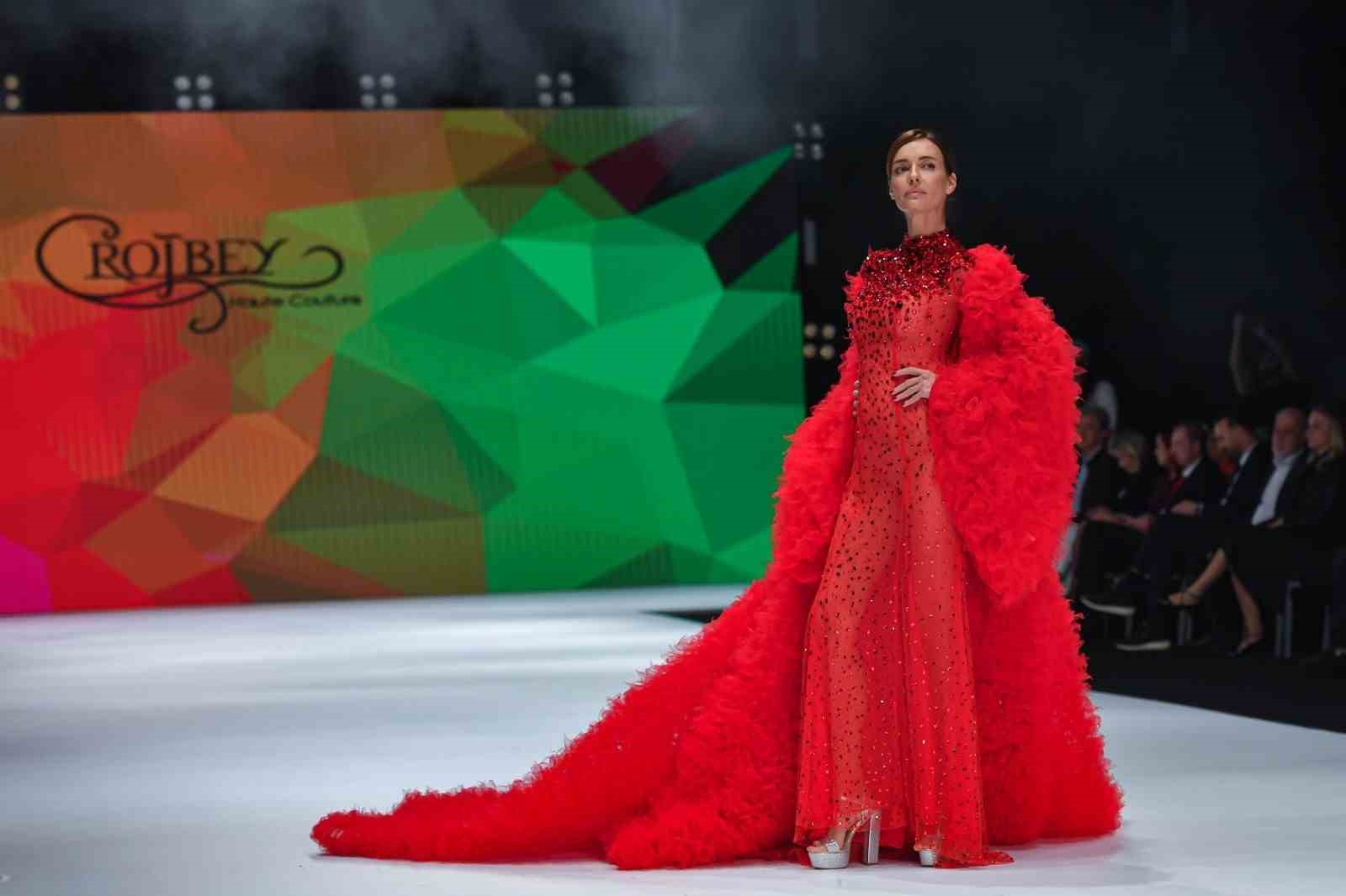 IF Wedding Fashion İzmir podyumları 2025 modasına yön verecek
