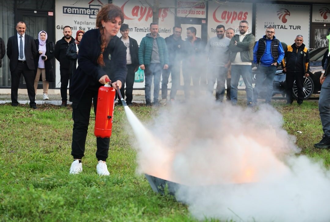 Özel İdare çalışanlarına acil durumda iş güvenliği eğitimi verildi
