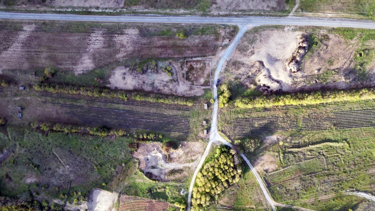 7 hanenin 52 yıldır kullandığı bağlantı yolu arsa çıktı
