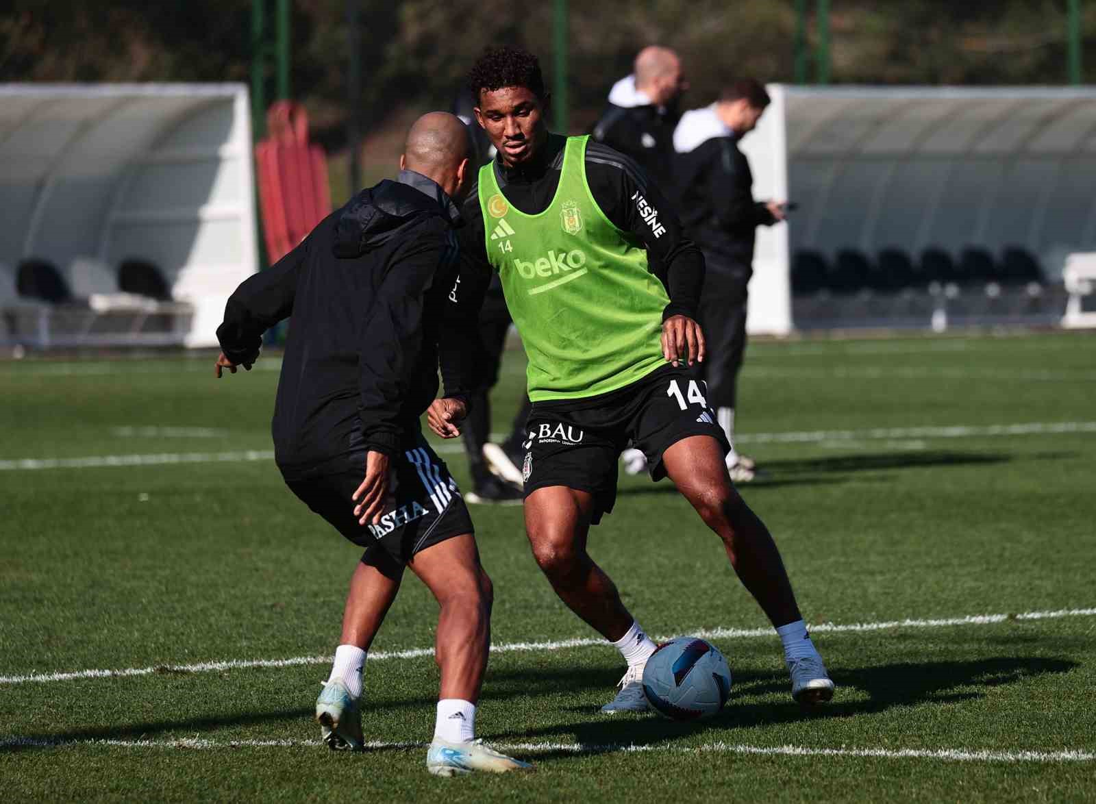 Beşiktaş, Göztepe maçının çalışmalarını sürdürdü
