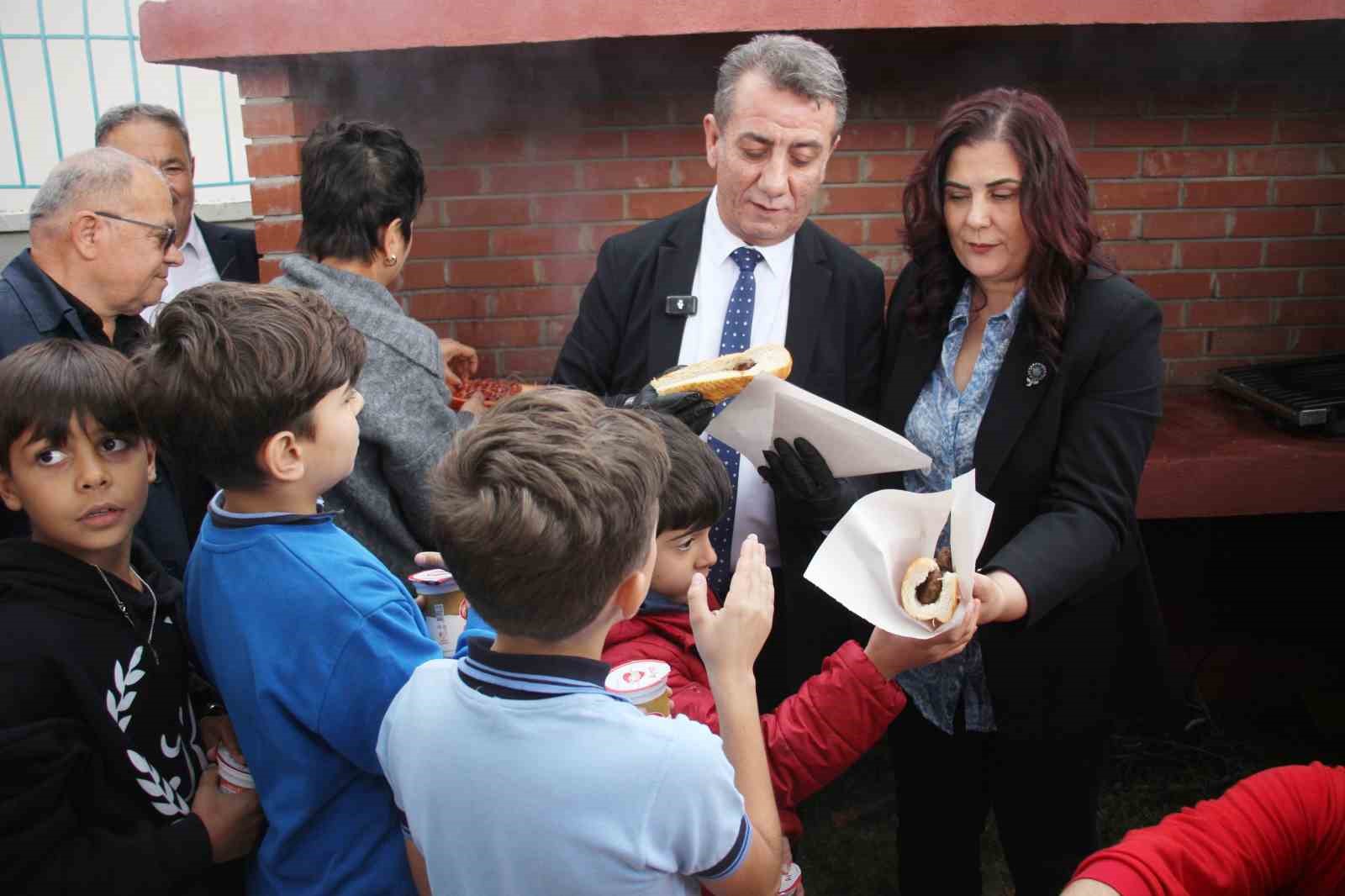 Kardeşköy Mesire Alanı vatandaşların hizmetine açıldı
