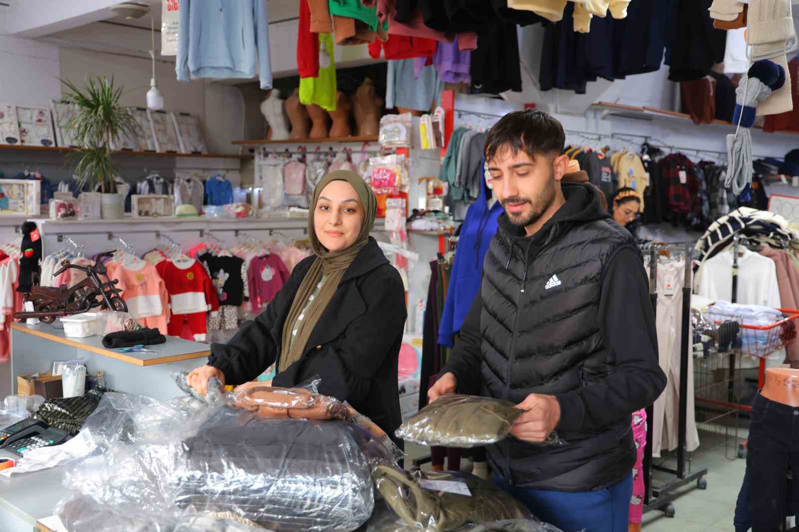 Kahramanmaraş’ta depremzede çiftler 