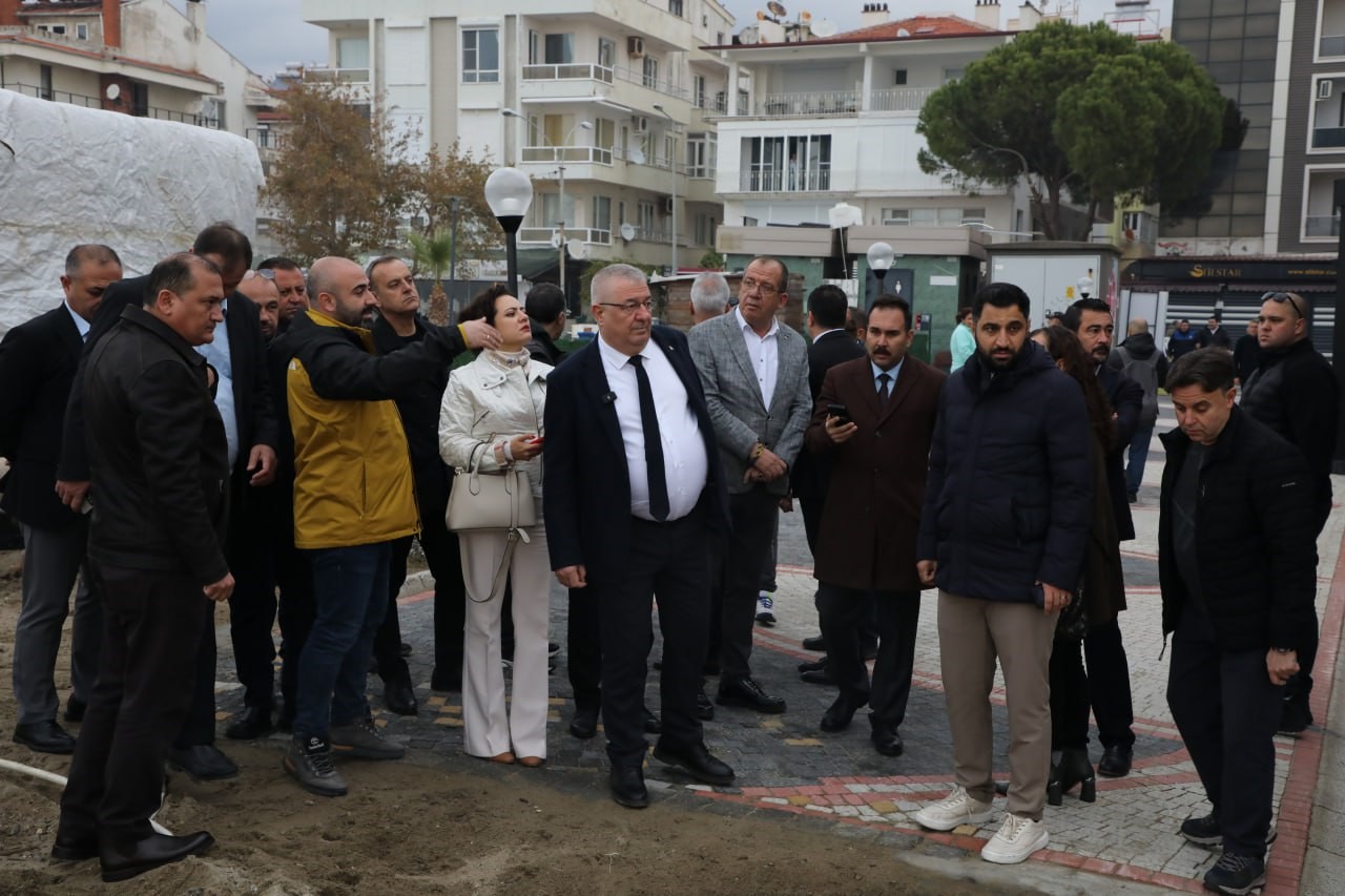 Akçay kordonunda büfeler kaldırıldı, çevre düzenleme çalışmaları başladı
