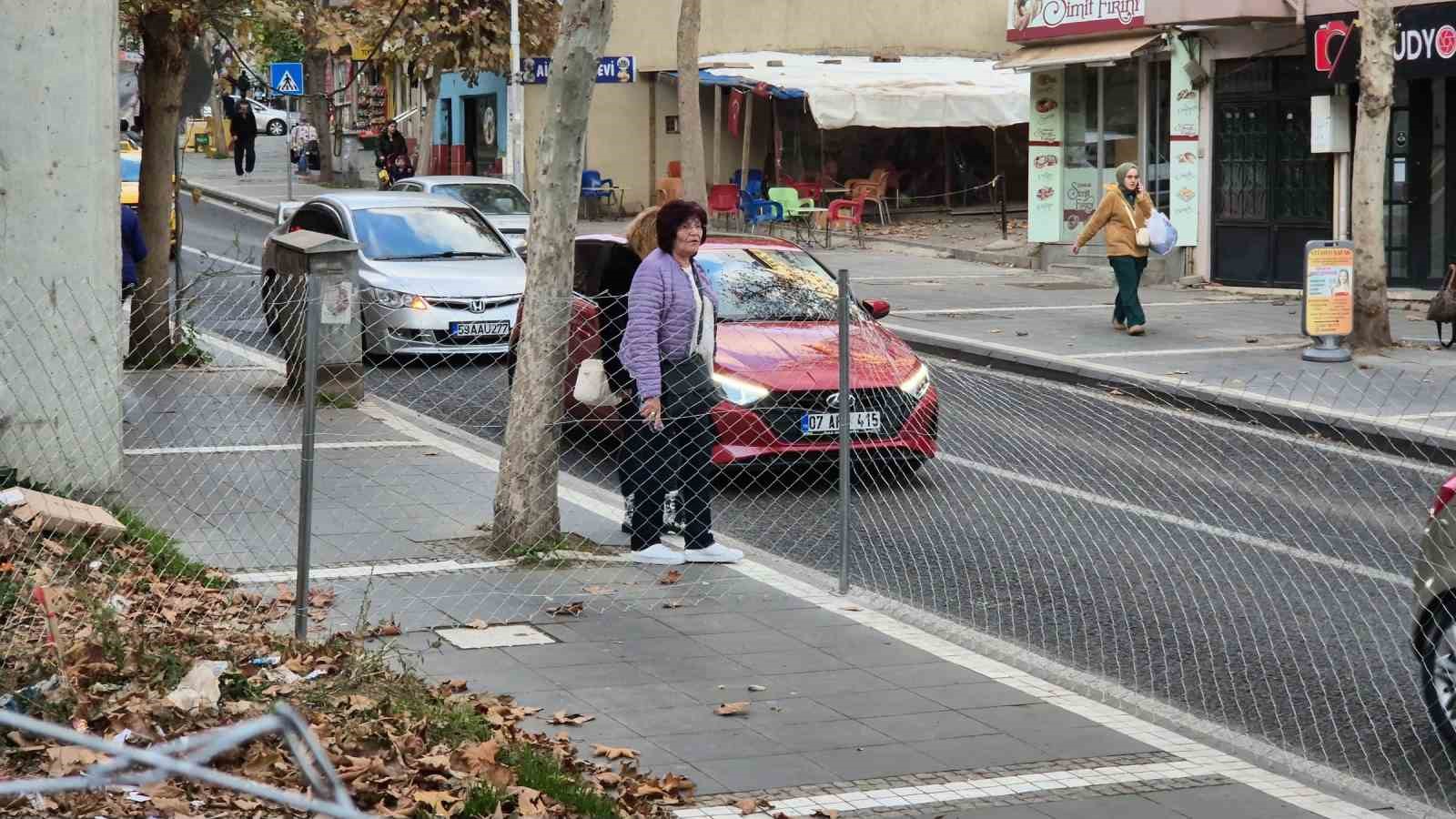 Tekirdağ’da bir alan daha tel örgüyle kapatıldı
