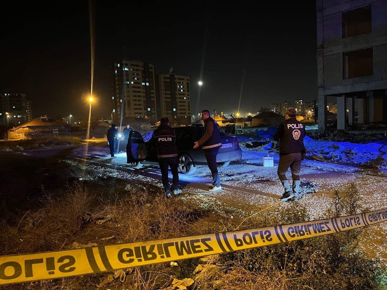 Kayseri’de bir şahıs araç içinde silahla vurulmuş halde bulundu
