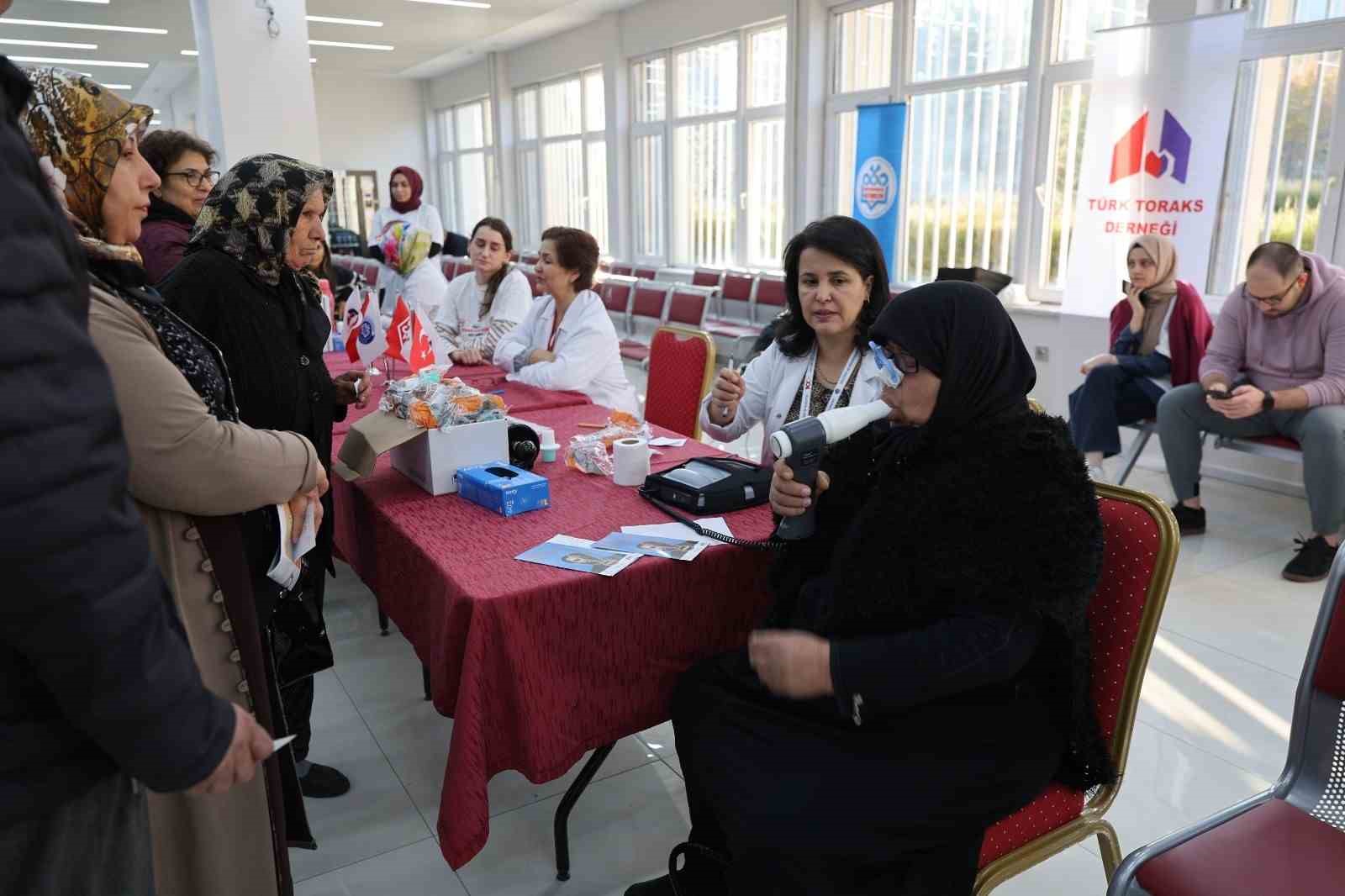 ERÜ Hastanelerinde “Dünya KOAH Günü” Etkinliği düzenlendi
