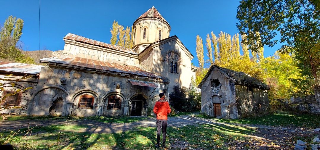 Bağbaşı Taş Camii görenleri büyülüyor
