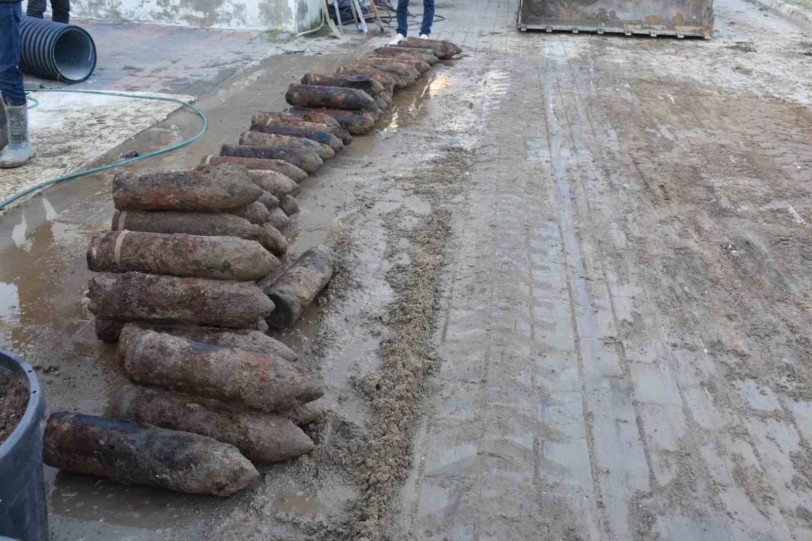 Çanakkale Savaşları’na ait olduğu değerlendirilen patlamamış 50 top mermisi uzman ekipler tarafından incelenecek
