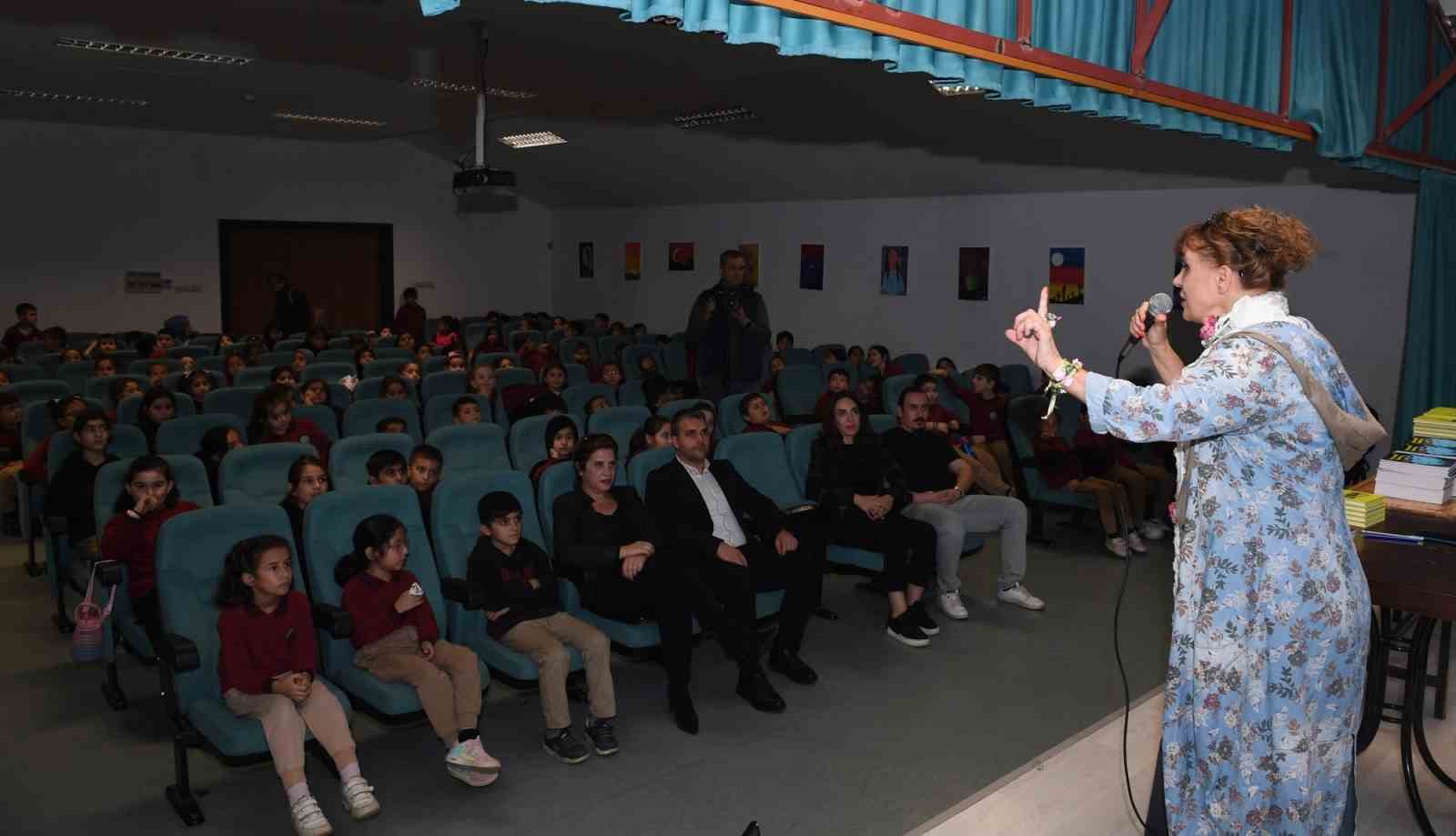 Osmangazi Belediyesi’nden çocuklara kitap okumayı sevdiren etkinlik
