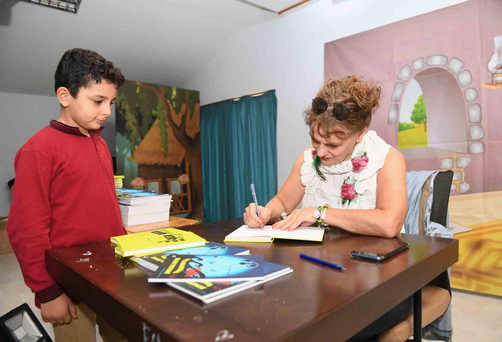 Osmangazi Belediyesi’nden çocuklara kitap okumayı sevdiren etkinlik
