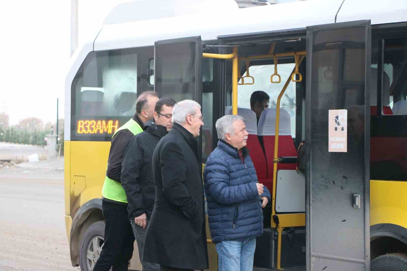 30 Ağustos Zafer Mahallesi’nin ulaşım çilesi masaya yatırıldı
