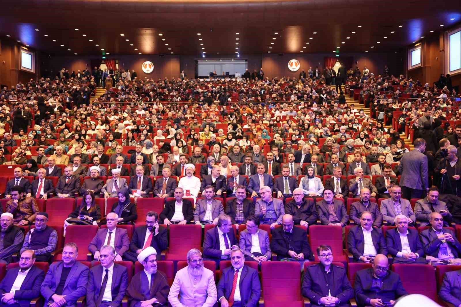 Gaziantep’te 1. Uluslararası Stratejik Müzakereler Forumu başladı
