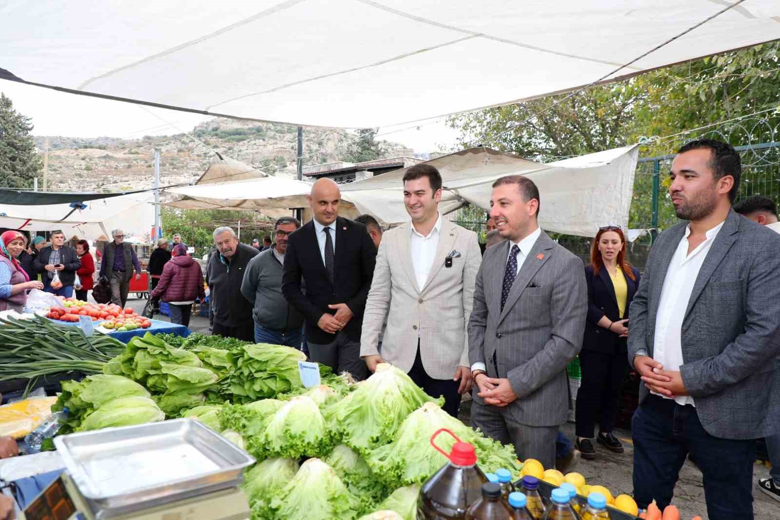 Başkan Mandalinci, saha ziyaretlerine ara vermiyor
