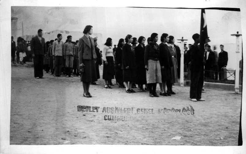 Atatürk için 21 Kasım 1938’de yapılan resmi cenaze töreninin fotoğrafları gün yüzüne çıktı
