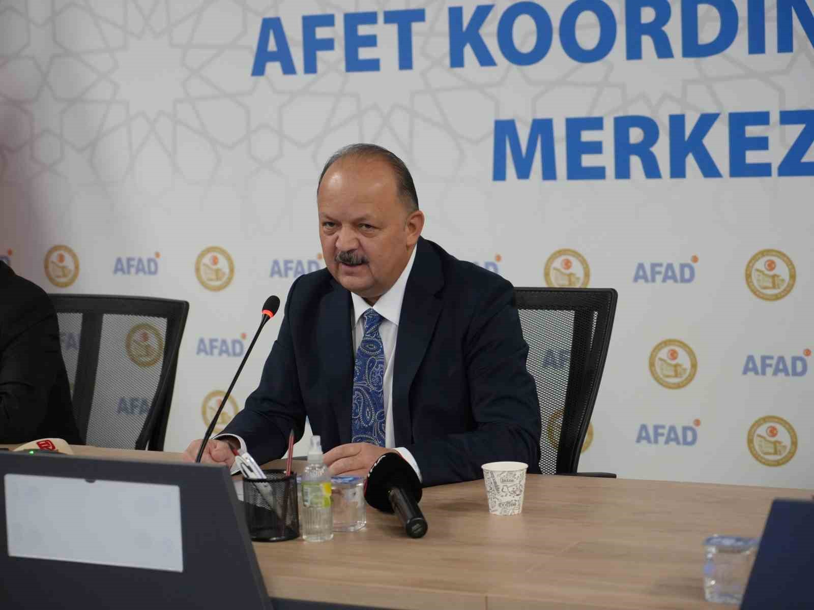 Meteorolojinin kar yağışı uyarısı öncesinde Kastamonu’da kış hazırlıkları tamamlandı
