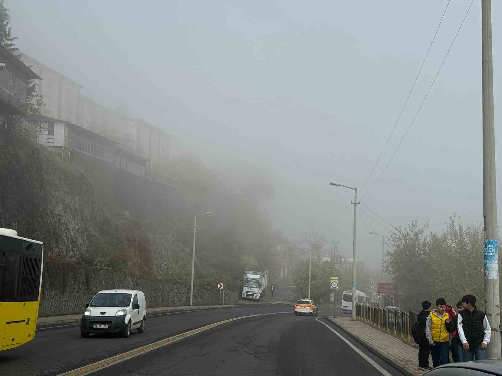 Diyarbakır’da Dicle Nehri ve Hevsel Bahçelerini sis kapladı
