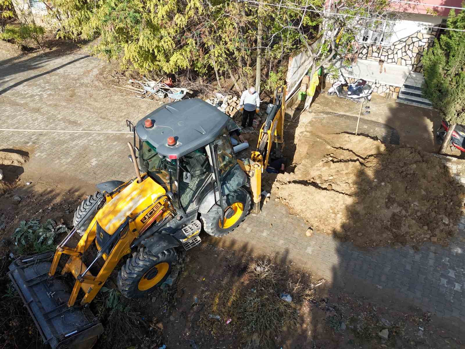 Nazilli’de dere yatakları temizleniyor
