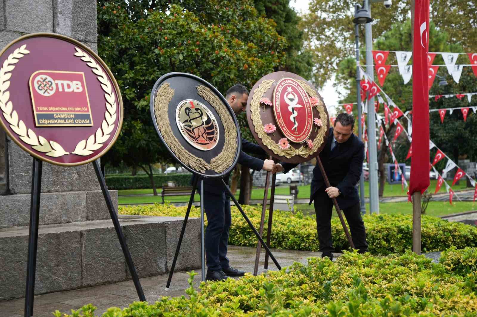 Diş Hekimleri Günü
