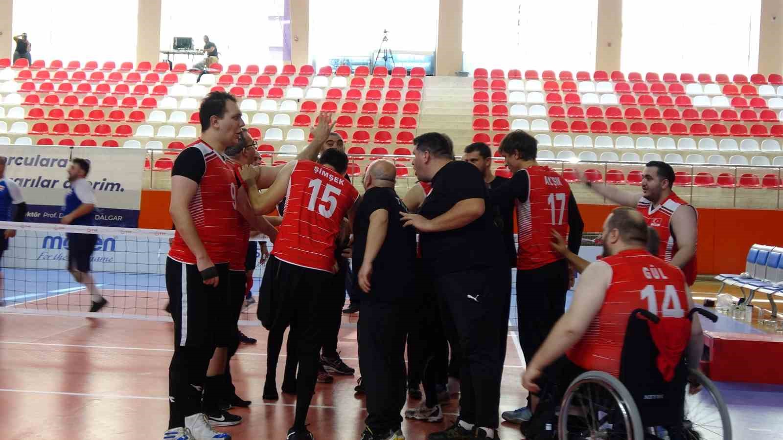 ParaVolley Oturarak Voleybol Milli Takımı ilk maçından galip
