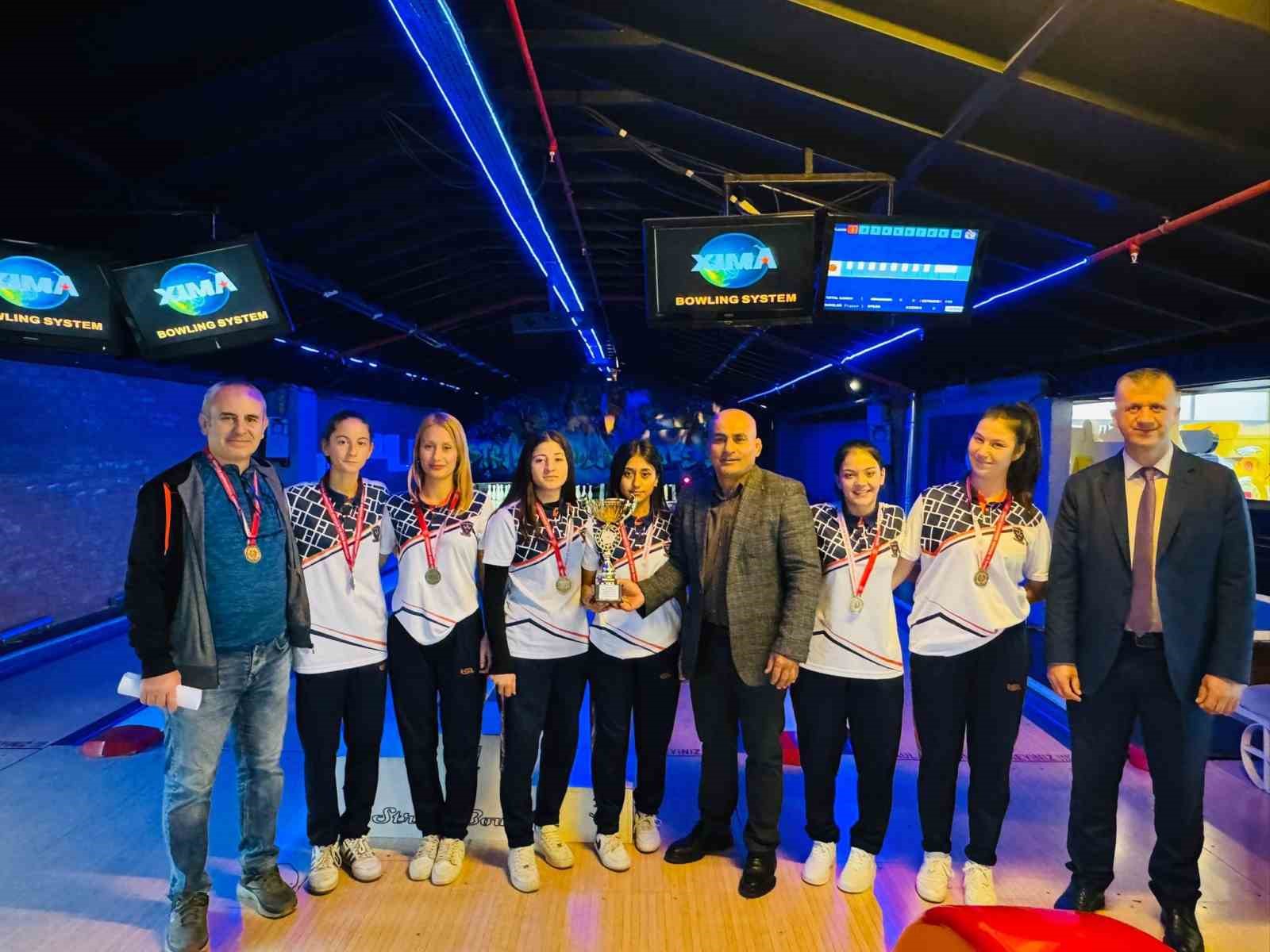 Aydın’da okullar arası bowling müsabakaları sona erdi
