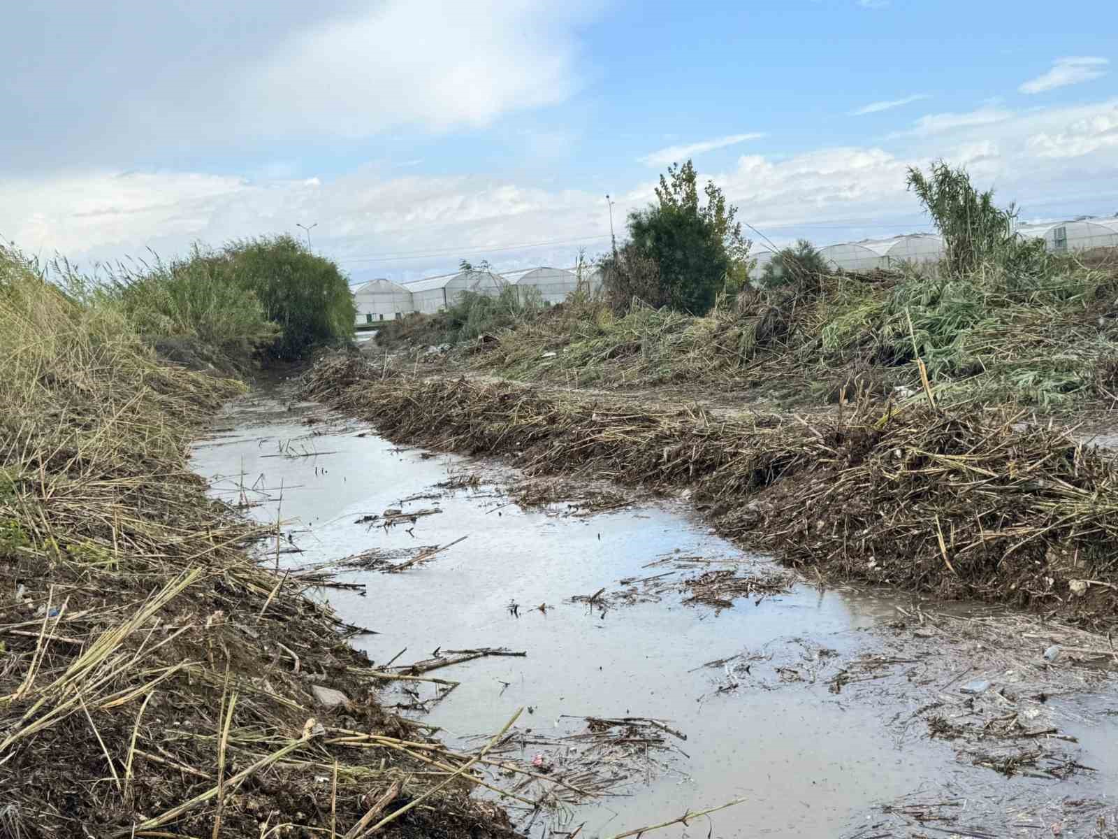 Antalya’da turuncu kod mesaisi
