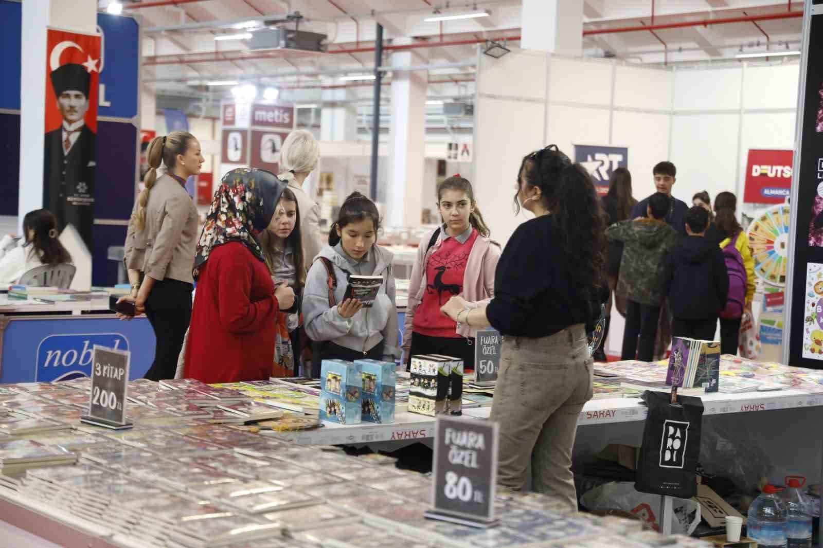 Her yaştan vatandaş Aydın Kitap Fuarı’nda buluşuyor
