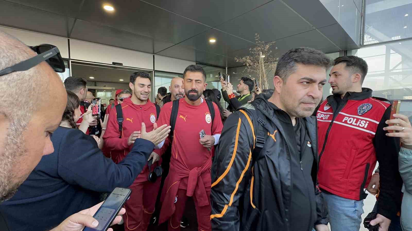 Galatasaray’a Bodrum’da coşkulu karşılama
