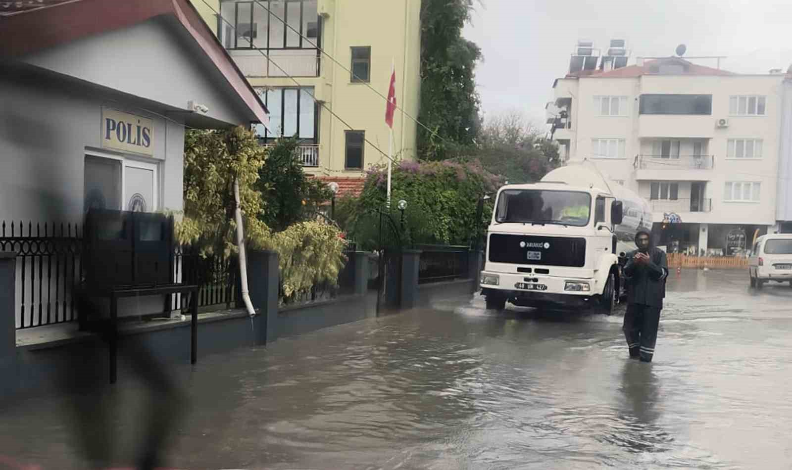 Ortaca’ya 24 saatte rekor yağış
