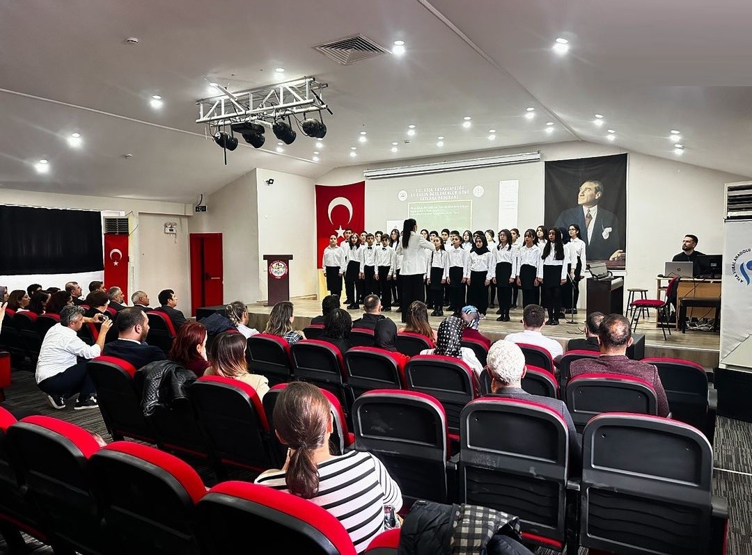 Köşk’te öğretmenler günü kutlandı
